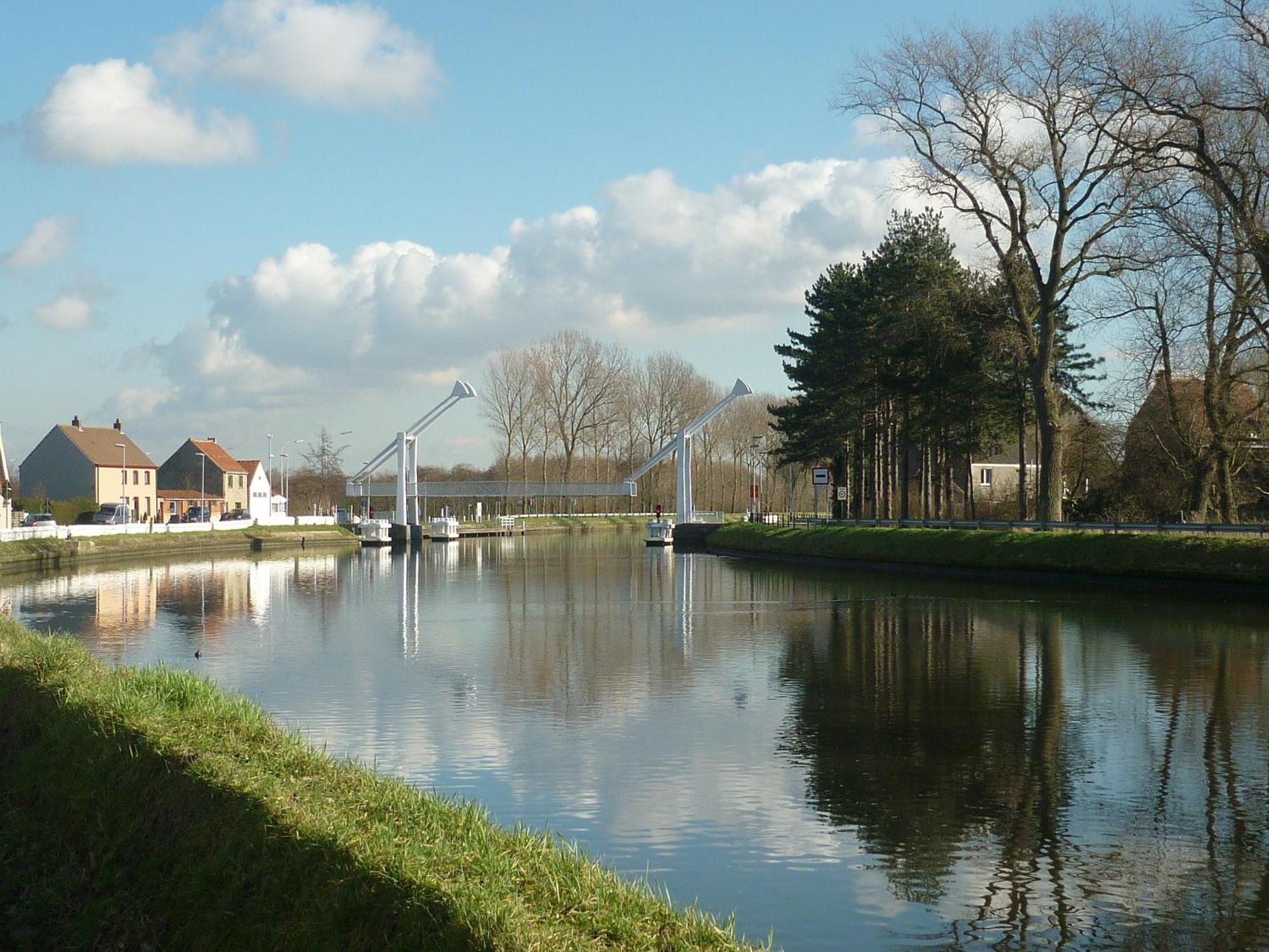 B&B Ter Brugge Stalhille Buitenkant foto